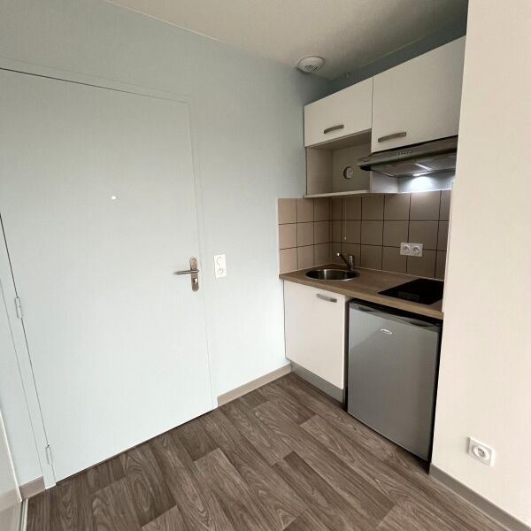 Location Appartement 1 pièce 19m² FRANQUEVILLE ST PIERRE 76520 - Photo 1