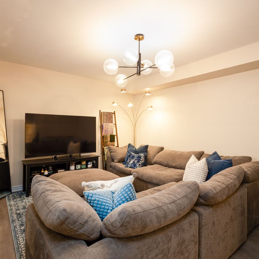 For Lease - 75 Bond Head Court, Milton, Ontario - Photo 1