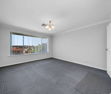 WELL PRESENTED FAMILY HOME! - Photo 1