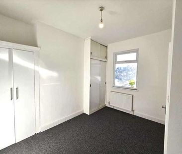 Myddleton Road, Wood Green, N22 - Photo 2