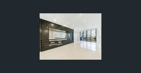 One-Bedroom Apartment With Parking - Photo 2