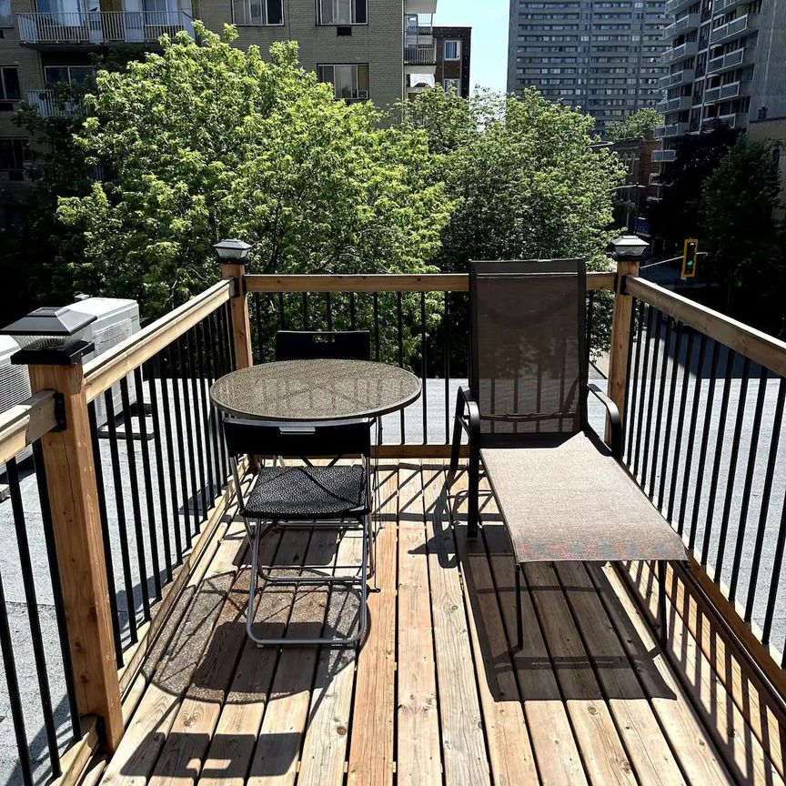 Appartement - 2122-2122 Boul. De Maisonneuve O. - Photo 1