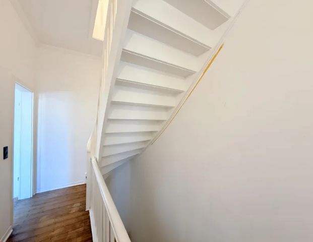 GROßZÜGIGE MASIONETTEWOHNUNG MIT 139M² IM ZENTRUM ZU MIETEN! - Photo 1