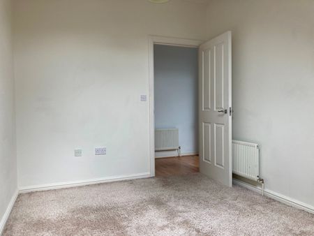 2 Bed Flat, The Grange, LS12 - Photo 4