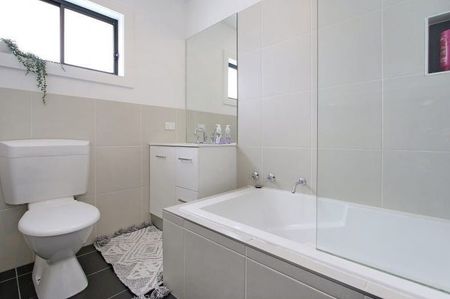 Charming & Modern Family Home with Scenic Views - Photo 3