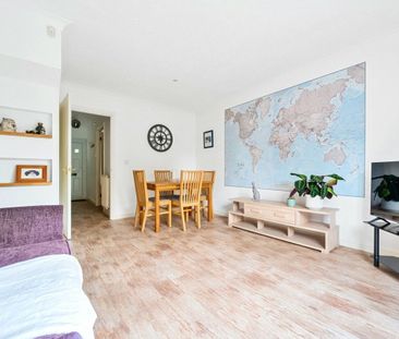 Anatase Close, Sittingbourne, Kent, ME10 - Photo 2