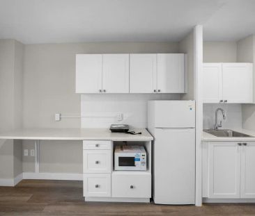 280 Dundas Street East — 280 Dundas Street East - Photo 1