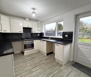 2 bedroom semi-detached house to rent - Photo 1