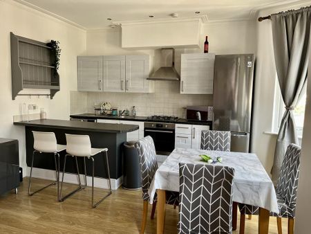 2 bedroom flat to rent - Photo 5