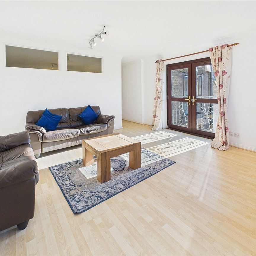 Dolphin House, Sutton Wharf, Plymouth, PL4 - Photo 1