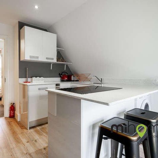 Beaconsfield Road, London, N11 - Photo 1