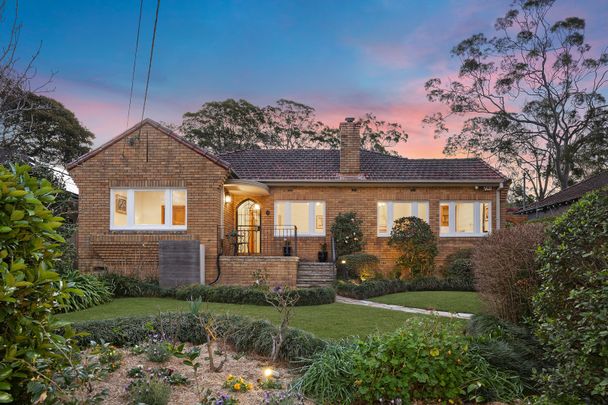 4 The Boulevarde, Cheltenham NSW 2119 - House For Rent | Domain - Photo 1