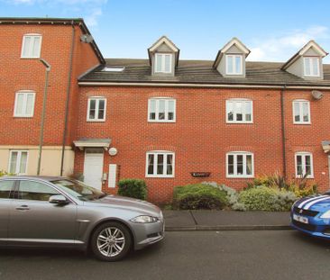2 bedroom flat to rent - Photo 2