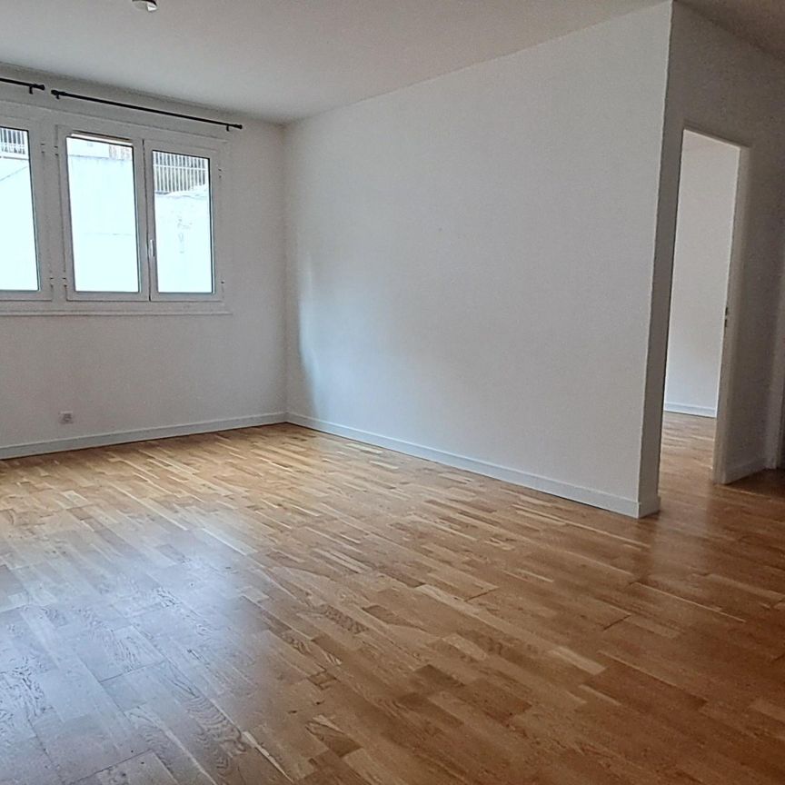 2P 42.80 M² AV ROGER SALENGRO Chaville (92370) - Photo 1