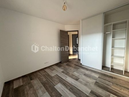 Location Maison 4 pièces 104m² - Photo 2