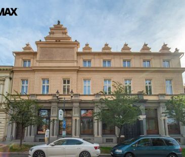 Pronájem prostoru o dispozici 1+kk v ulici nám. Arnošta z Pardubic ... - Fotografie 6