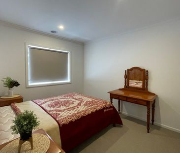 3 Bedroom Home with Large Yard and Side Access - Photo 6