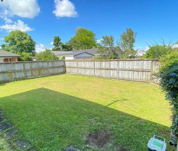 Private Studio with Carport - Photo 5