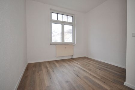 3-Zimmer • Balkon • Bad mit Wanne • Laminat • ruhige Lage • Laminat • nicht warten! - Photo 4