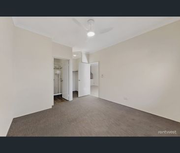 13 Agora Ln, Alkimos, WA 6038 - Photo 4
