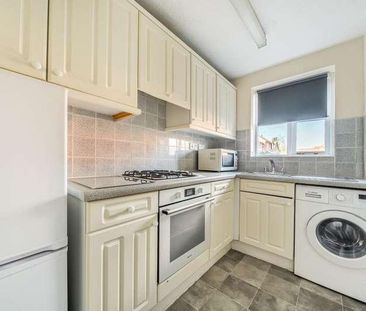 Coleridge Close, Twyford, RG10 - Photo 5