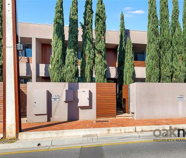 3-bedroom shared house / townhouse, West Street - Photo 6