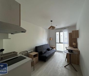 Location Appartement 1 pièce 17m² LA ROCHELLE 17000 - Photo 4