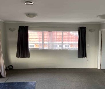 Freestanding 2 Bedroom - Photo 1