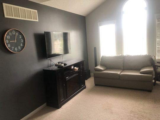 For Lease - 25 Seafair Crescent, Brampton, Ontario - Photo 1