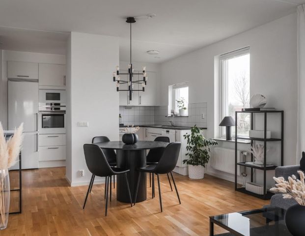 Olofsgatan 15 - Photo 1
