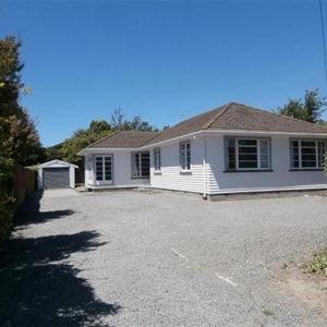 42 Balgay Street, Upper Riccarton, NZ 8041 - Photo 2