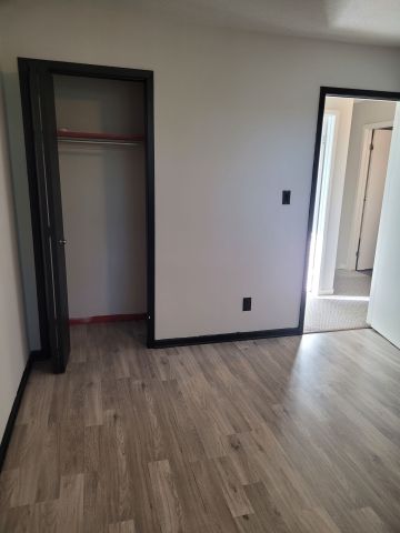 For Lease - 8087 Aintree Drive, Niagara Falls, Ontario - Photo 4