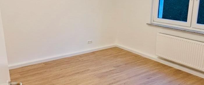 Erstbezug nach Sanierung – 2-Zimmer-Wohnung, 53 m², EG, Balkon - Photo 1