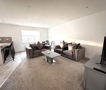 3 bedroom semi-detached bungalow to rent - Photo 1