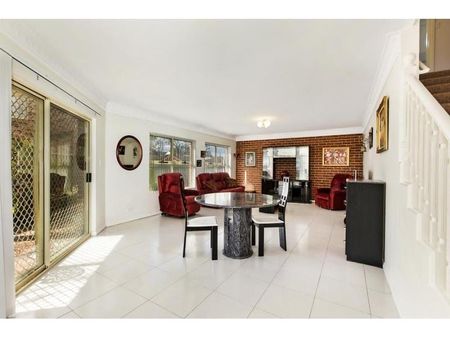 1/19 Highland Avenue, Bankstown - Photo 3