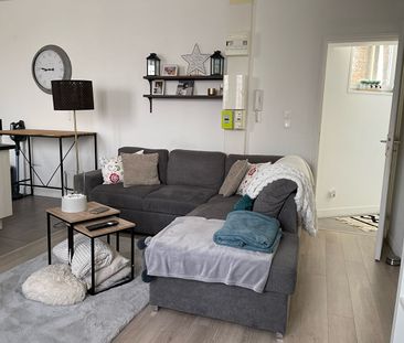 Location Appartement 2 pièces 43m² - Photo 6