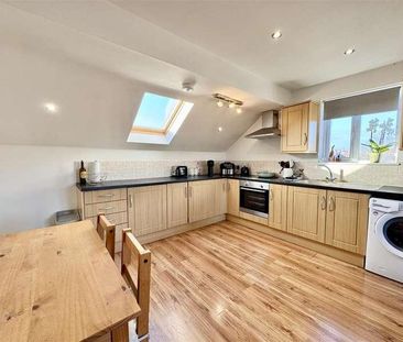 Towngate, Mapplewell, Barnsley, S75 - Photo 2