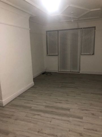 3 Bed Semi-Detached House, Lily Lane, M9 - Photo 4