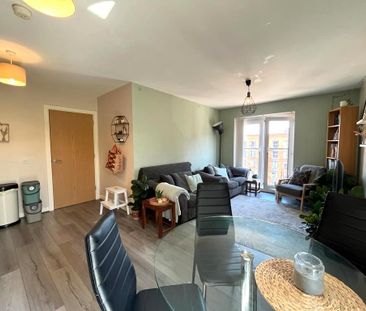 3 bedroom apartment to rent - Photo 1