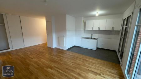 Location Appartement 3 pièces 66m² PUTEAUX 92800 - Photo 2