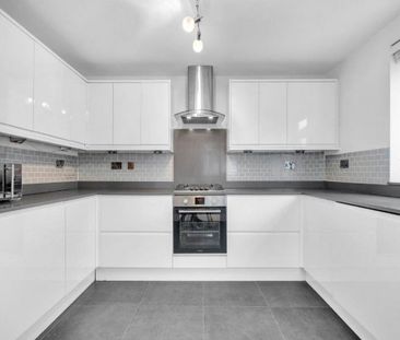 3 bedroom chalet to rent - Photo 4