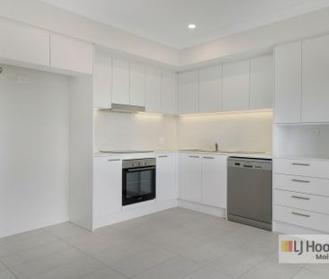 Neat & Modern 2-Bedroom Unit - Photo 4