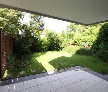 Hier wird alles NEU für Sie - Terrasse und eigener Garten - Photo 1