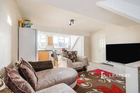 2 bedroom apartment to rent Egmont Road, Sutton, SM2 - Photo 2