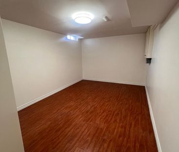 For Lease - 31 Junewood Crescent, Brampton, Ontario - Photo 5