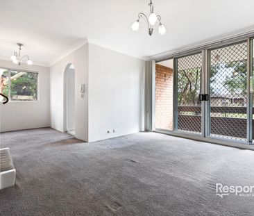 A two bedroom split level unit close to Parramatta CBD and station - Photo 5