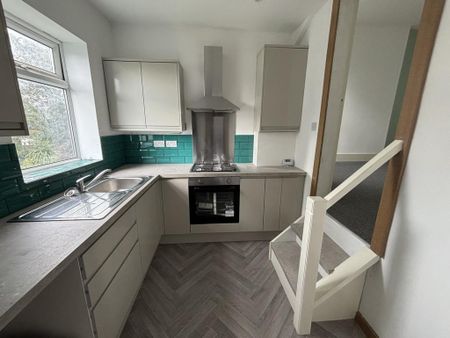 1 bedroom flat to rent - Photo 2