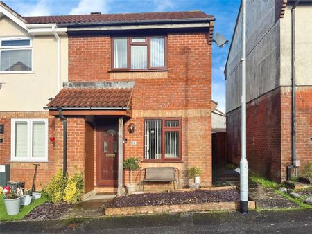 Aspen Gardens, Plymouth, Devon, PL7 - Photo 2