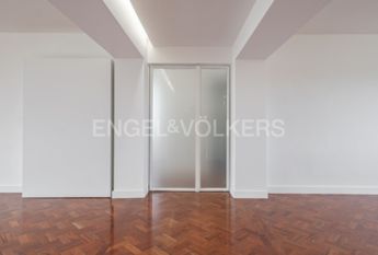 Apartamento T4 em Lisboa