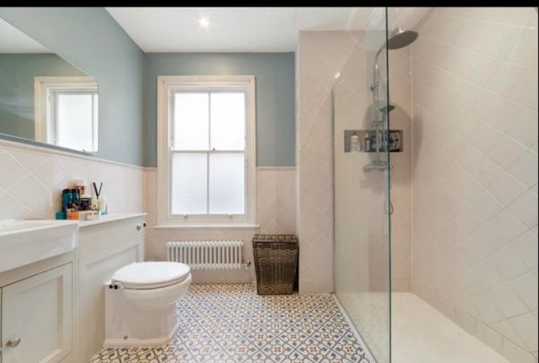 2 Bed Flat, Fieldhouse Road, SW12 - Photo 1